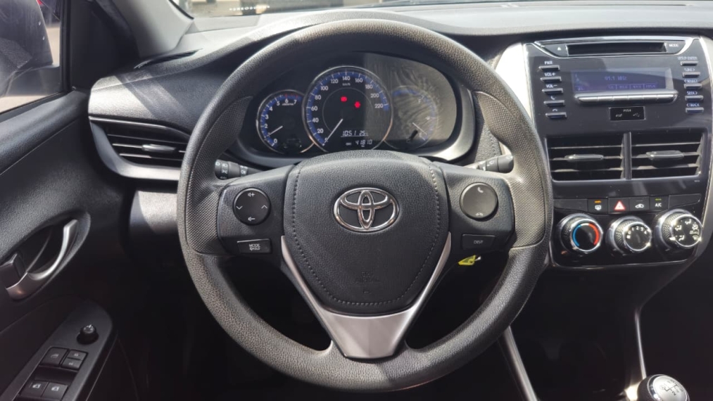 toyota yaris 1.5 16v flex sedan xl manual 4p 20196