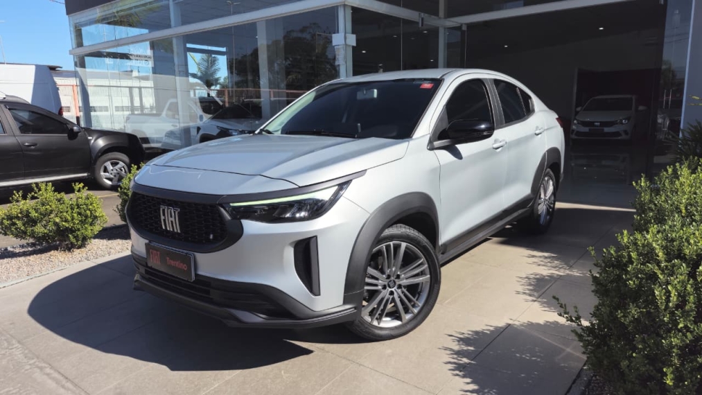 fiat fastback 1.0 turbo 200 flex cvt 4p automatico 2024