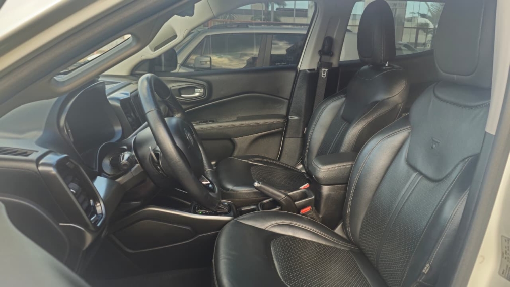 fiat toro 2.0 16v turbo diesel volcano 4wd at9 4p automatico 202210