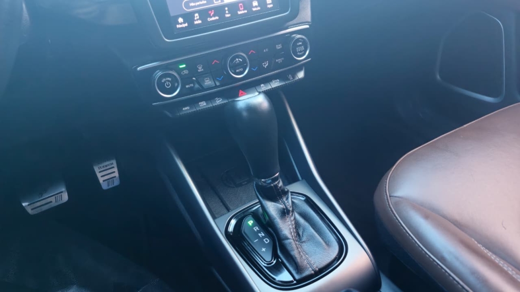 fiat toro 2.0 16v turbo diesel ranch 4wd at9 flex 4p automatico 20229