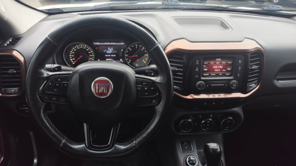 fiat toro 2.0 16v turbo diesel volcano 4wd at9 4p automatico 20177