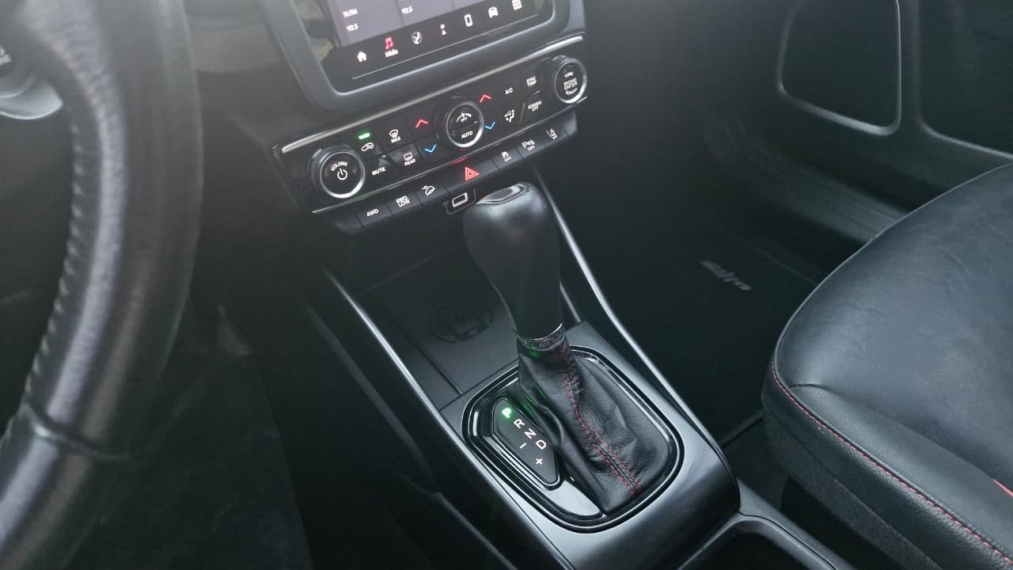 fiat toro 2.0 16v turbo diesel ultra 4wd at9 4p automatico 20229