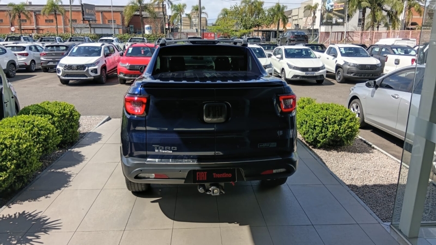 fiat toro 2.0 16v turbo diesel ultra 4wd at9 4p automatico 20214