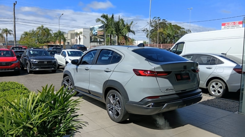 fiat fastback 1.0 turbo 200 flex impetus cvt 4p automatico 20241