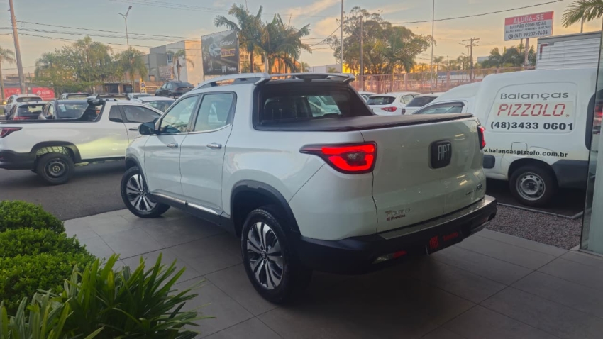 fiat toro 2.0 16v turbo diesel volcano 4wd at9 4p automatico 20253