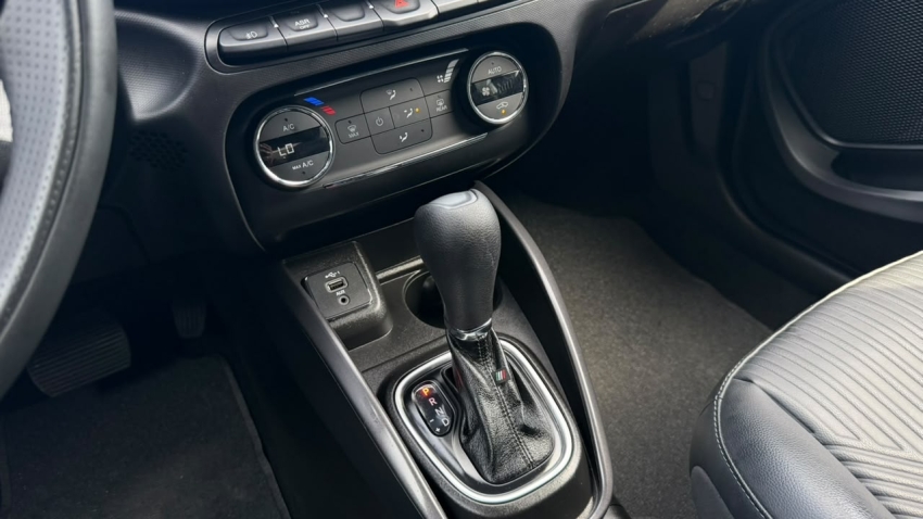 fiat cronos 1.3 firefly flex precision cvt 4p automatico 202510