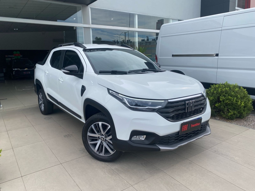 fiat strada 1.3 firefly flex volcano cd cvt 4p automatico 2025 fiat strada 1.3 firefly flex volcano cd cvt 4p automatico 2025