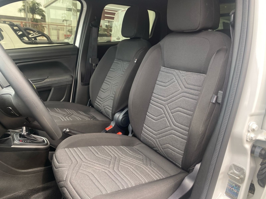 fiat strada 1.3 firefly flex volcano cd cvt 4p automatico 2025 fiat strada 1.3 firefly flex volcano cd cvt 4p automatico 2025