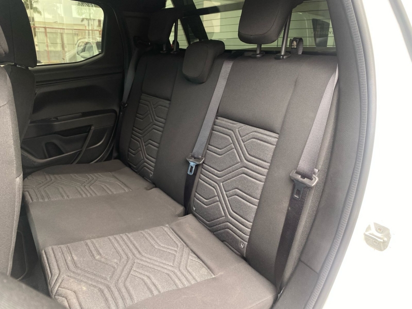 fiat strada 1.3 firefly flex volcano cd cvt 4p automatico 2025 fiat strada 1.3 firefly flex volcano cd cvt 4p automatico 2025