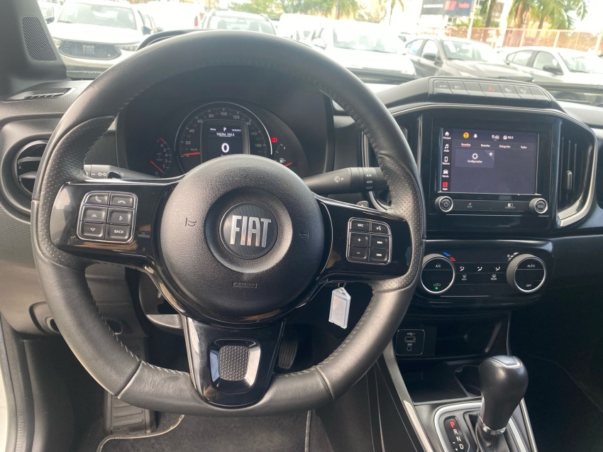 fiat strada 1.3 firefly flex volcano cd cvt 4p automatico 2023 fiat strada 1.3 firefly flex volcano cd cvt 4p automatico 2023