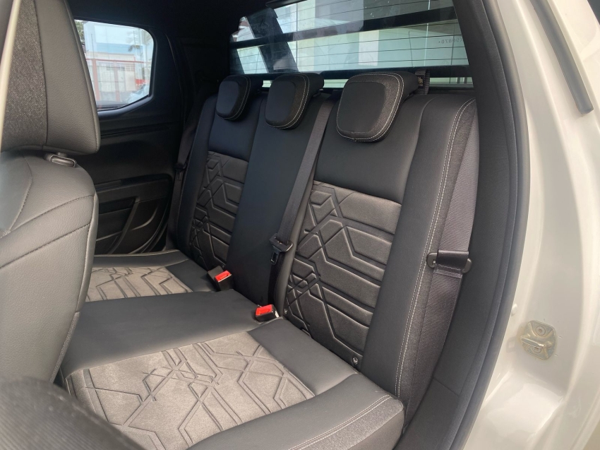 fiat strada 1.3 firefly flex volcano cd cvt 4p automatico 2023 fiat strada 1.3 firefly flex volcano cd cvt 4p automatico 2023