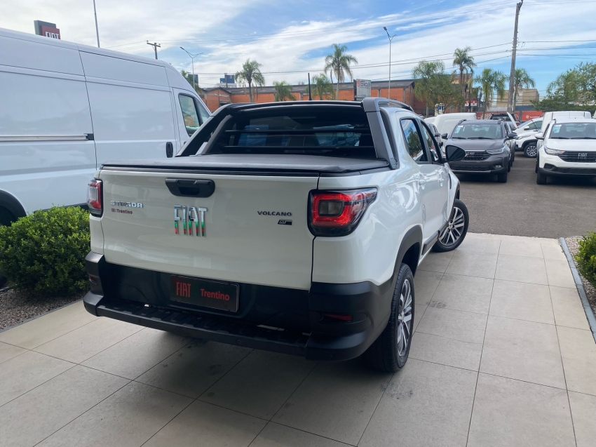 fiat strada 1.3 firefly flex volcano cd cvt 4p automatico 2023 fiat strada 1.3 firefly flex volcano cd cvt 4p automatico 2023