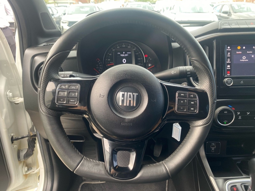 fiat strada 1.3 firefly flex volcano cd cvt 4p automatico 2023 fiat strada 1.3 firefly flex volcano cd cvt 4p automatico 2023