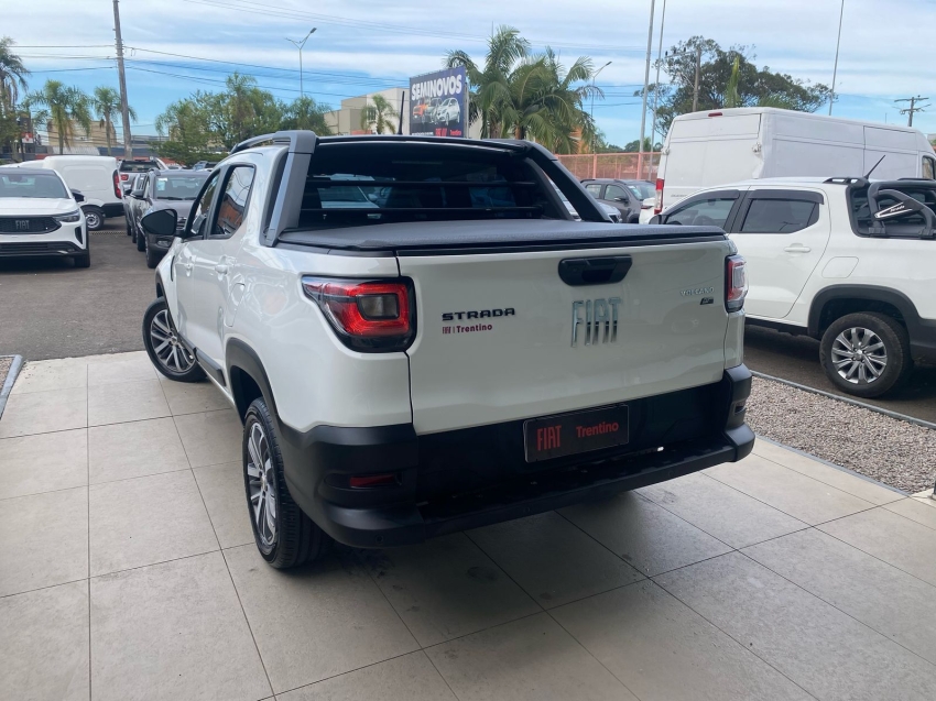 fiat strada 1.3 firefly flex volcano cd cvt 4p automatico 2023 fiat strada 1.3 firefly flex volcano cd cvt 4p automatico 2023