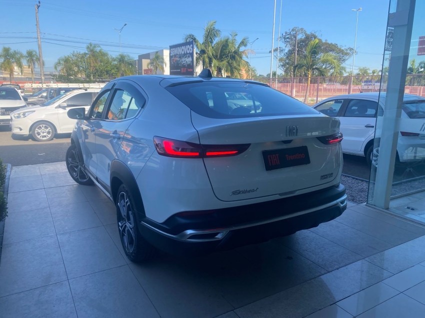 fiat fastback 1.0 turbo 200 flex impetus cvt 4p automatico 2023 fiat fastback 1.0 turbo 200 flex impetus cvt 4p automatico 2023
