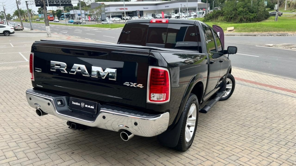 ram classic 5.7 v8 gasolina laramie cd 4x4 automatico 4p 2023 ram classic 5.7 v8 gasolina laramie cd 4x4 automatico 4p 2023