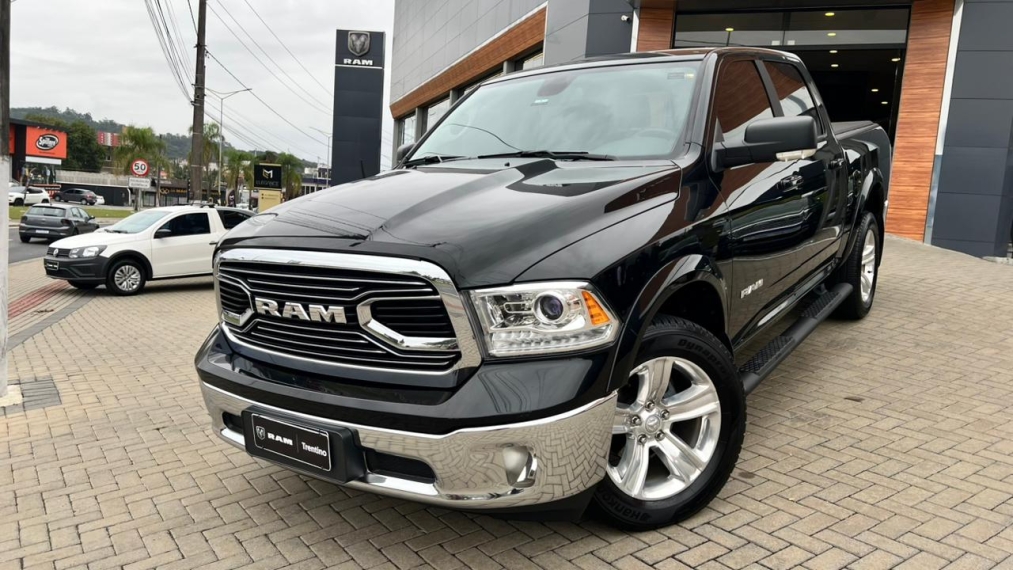 ram classic 5.7 v8 gasolina laramie cd 4x4 automatico 4p 2023 ram classic 5.7 v8 gasolina laramie cd 4x4 automatico 4p 2023
