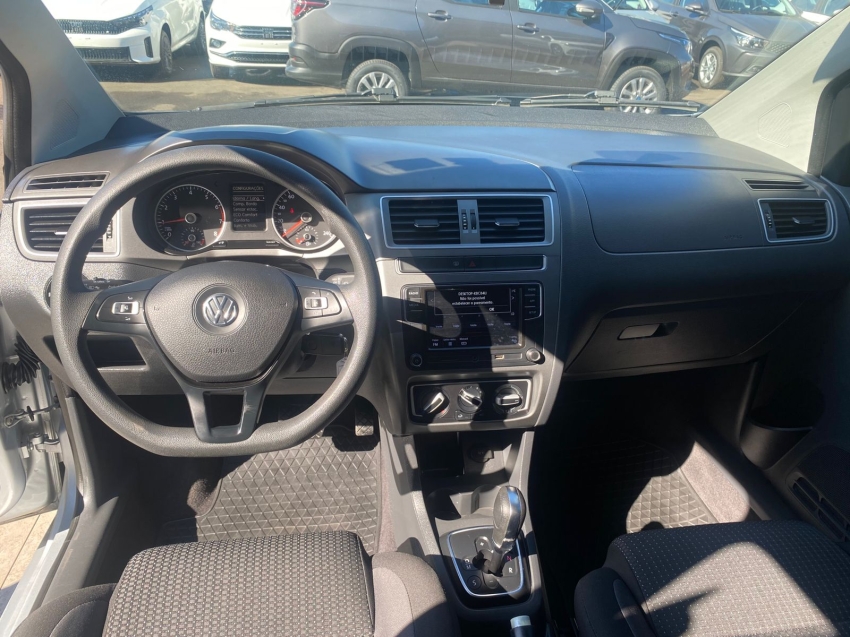 volkswagen fox 1.6 msi total flex connect 4p i-motion automatico 2019 volkswagen fox 1.6 msi total flex connect 4p i-motion automatico 2019