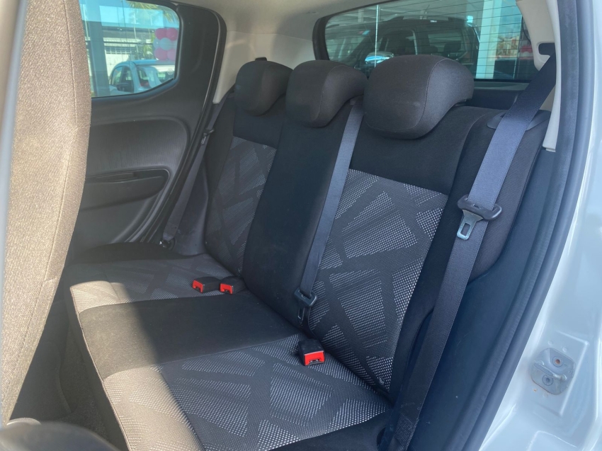 fiat mobi 1.0 evo flex like. manual 4p 2024 fiat mobi 1.0 evo flex like. manual 4p 2024