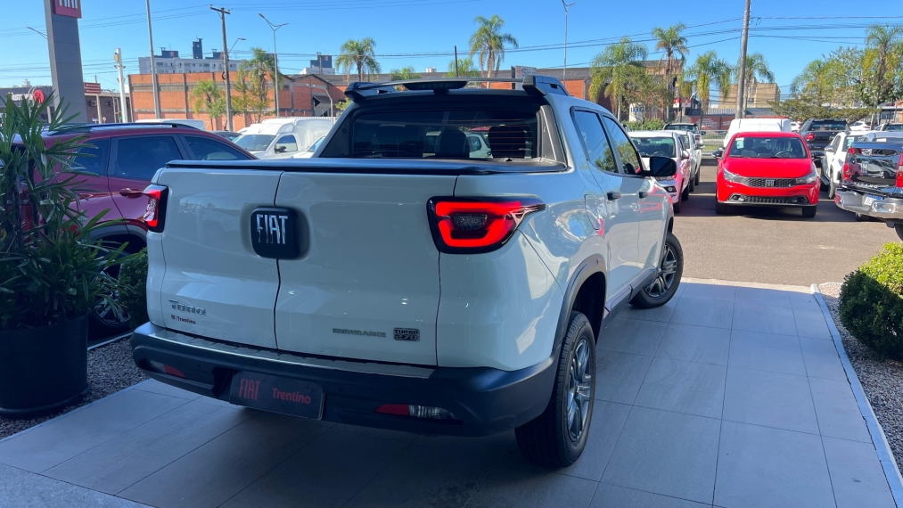 fiat toro 1.3 turbo 270 flex endurance at6 4p automatico 2024 fiat toro 1.3 turbo 270 flex endurance at6 4p automatico 2024