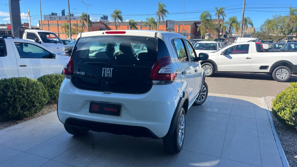fiat mobi 1.0 evo flex like. manual 4p 2023 fiat mobi 1.0 evo flex like. manual 4p 2023