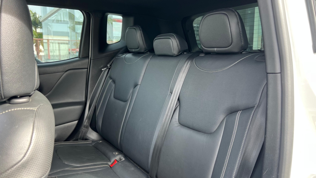 jeep renegade 1.3 t270 turbo flex s 4x4 at9 4p automatico 2023 jeep renegade 1.3 t270 turbo flex s 4x4 at9 4p automatico 2023