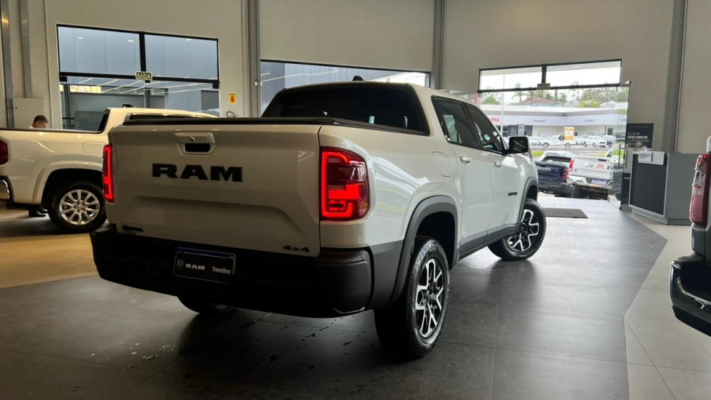 ram rampage 2.0 turbo diesel rebel 4x4 automatico 4p 2024 ram rampage 2.0 turbo diesel rebel 4x4 automatico 4p 2024