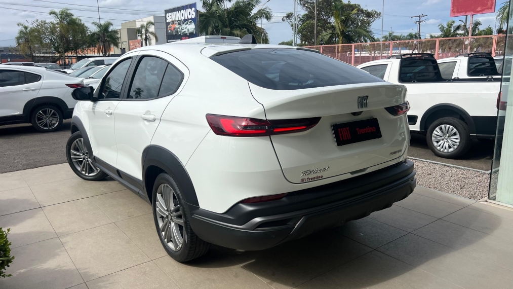 fiat fastback 1.0 turbo 200 flex cvt 4p automatico 2024 fiat fastback 1.0 turbo 200 flex cvt 4p automatico 2024