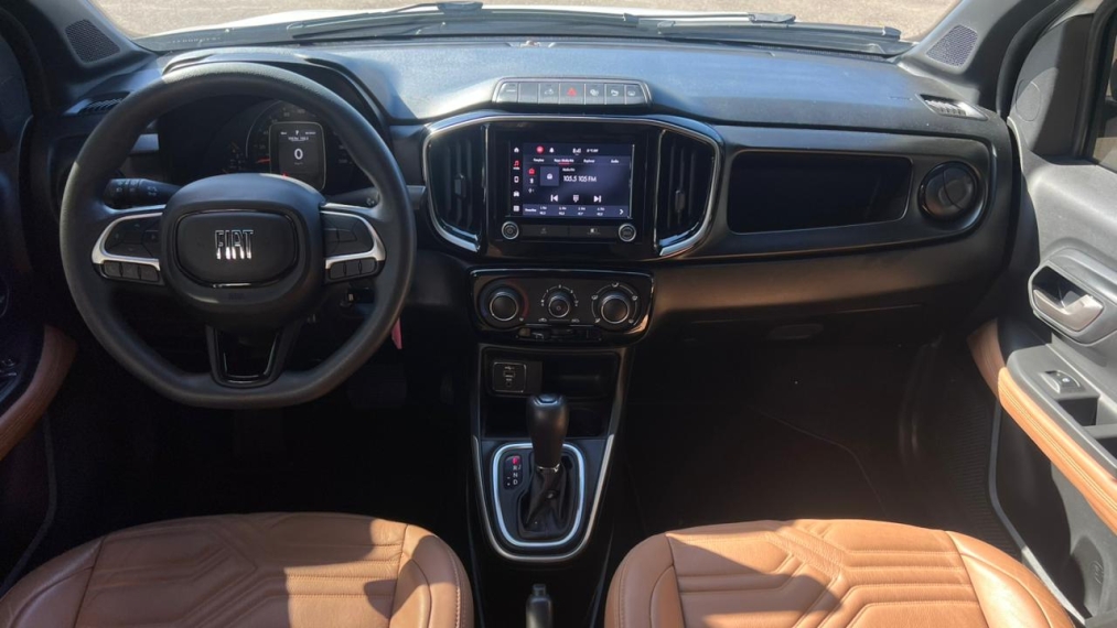 fiat strada 1.3 firefly flex volcano cd cvt 4p automatico 2025 fiat strada 1.3 firefly flex volcano cd cvt 4p automatico 2025