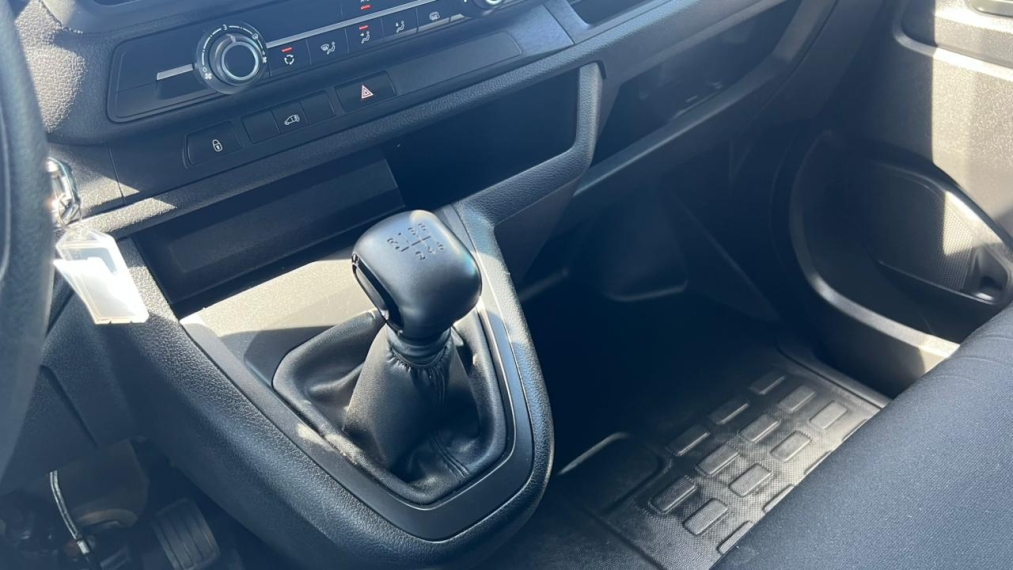 peugeot expert 1.5 bluehdi diesel cargo manual 2p 2025 peugeot expert 1.5 bluehdi diesel cargo manual 2p 2025