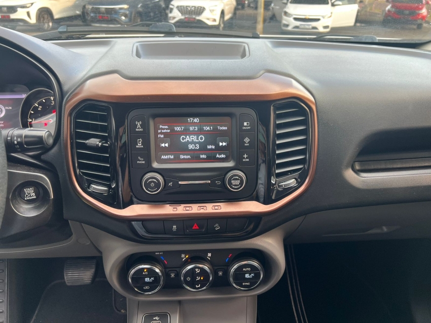 fiat toro 2.0 16v turbo diesel volcano 4wd at9 4p automatico 20198