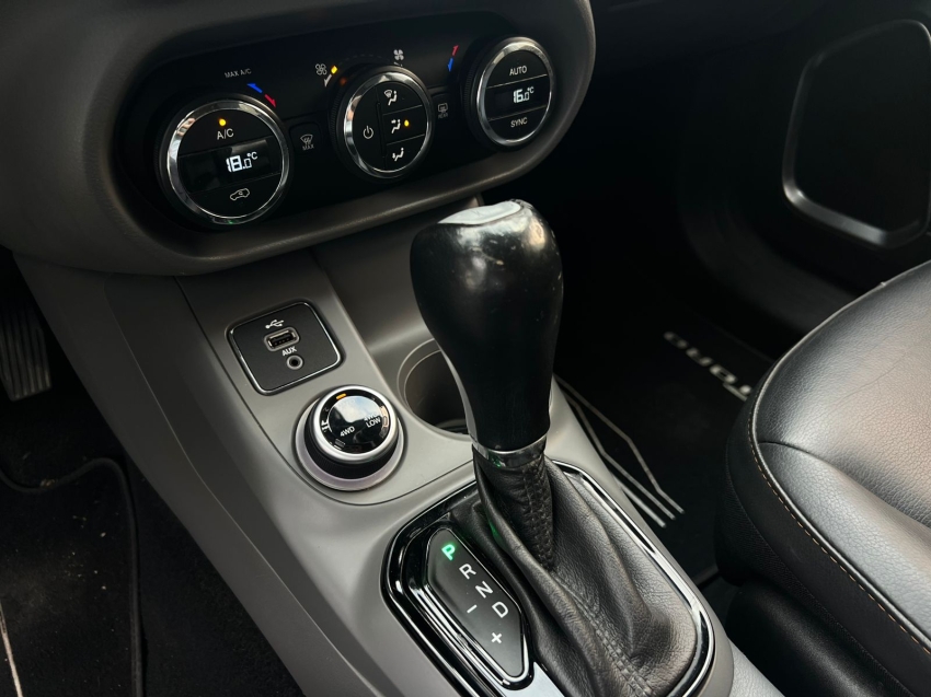 fiat toro 2.0 16v turbo diesel volcano 4wd at9 4p automatico 20199