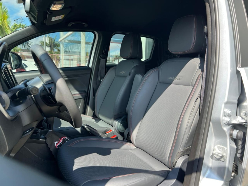 fiat strada 1.0 turbo 200 flex ultra cd cvt 4p automatico 202512