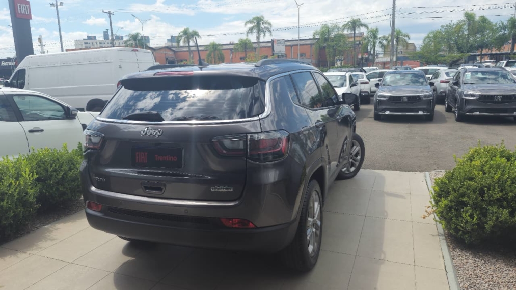 jeep compass 1.3 t270 turbo flex longitude at6 4p automatico 20223