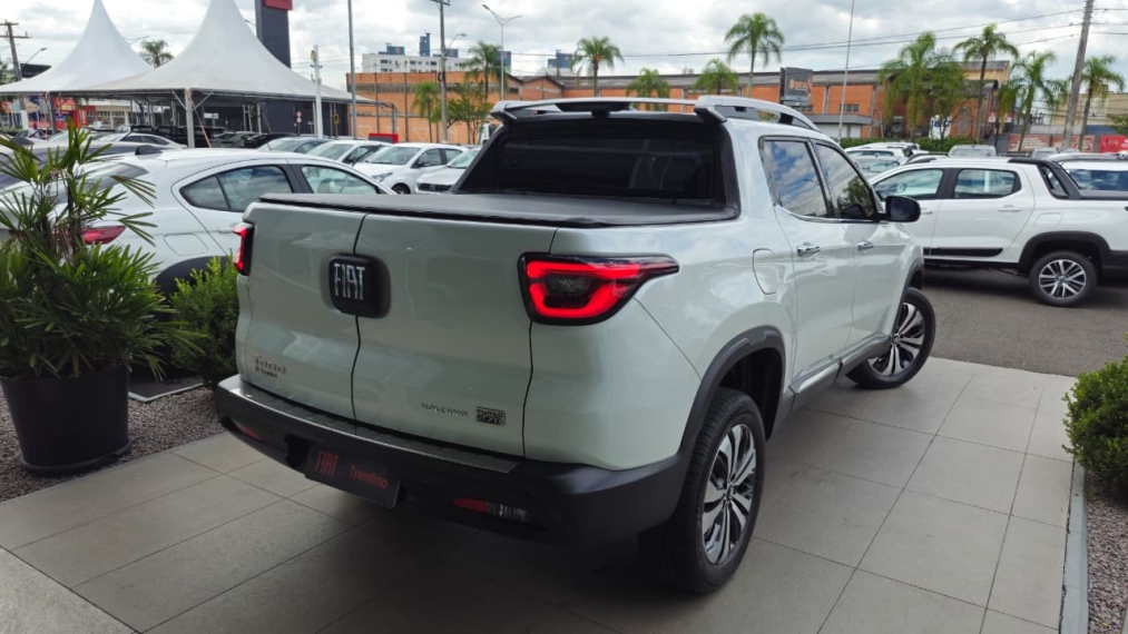 fiat toro 1.3 turbo 270 flex volcano at6 4p automatico 20251