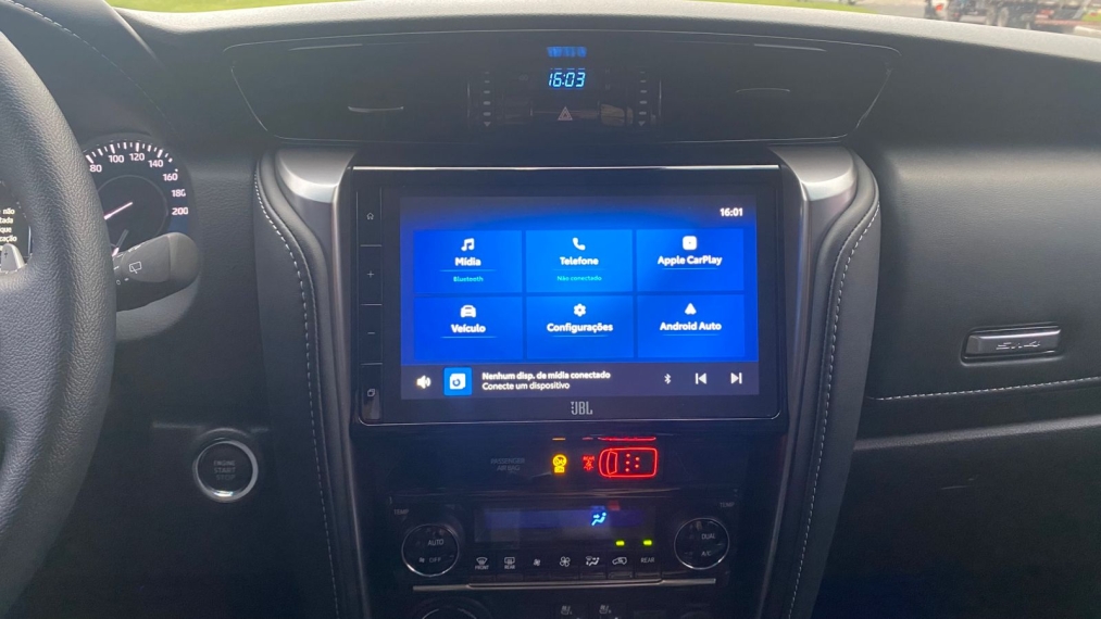 toyota hilux sw4 2.8 d-4d turbo diesel srx platinum 7l 4x4 automatico 4p 20259