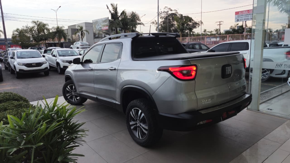 fiat toro 1.3 turbo 270 flex freedom at6 4p automatico 20231