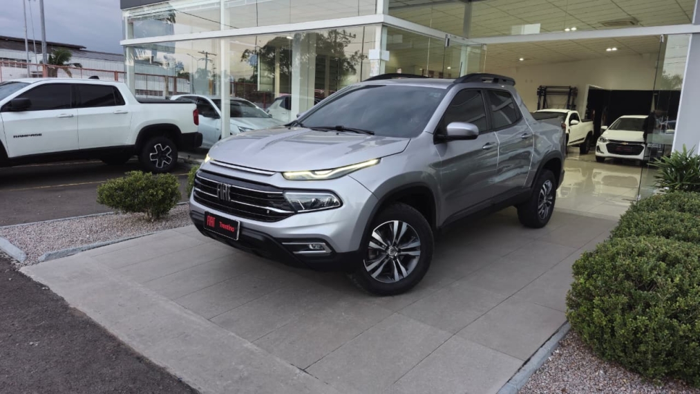 fiat toro 1.3 turbo 270 flex freedom at6 4p automatico 2023