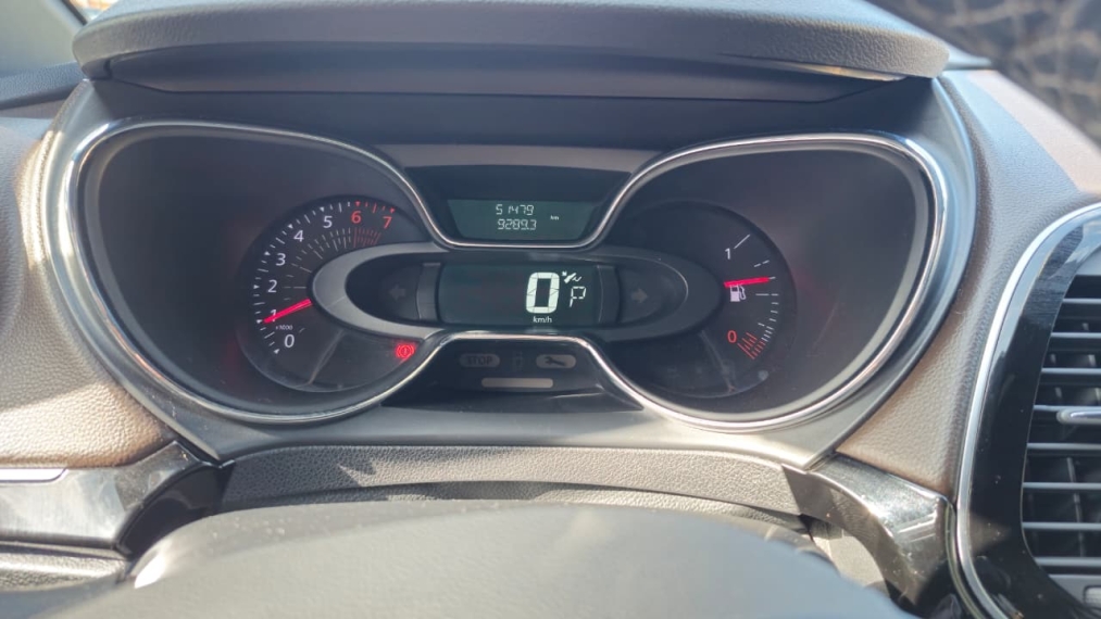 renault captur 1.3 tce flex iconic x-tronic 4p automatico 20225