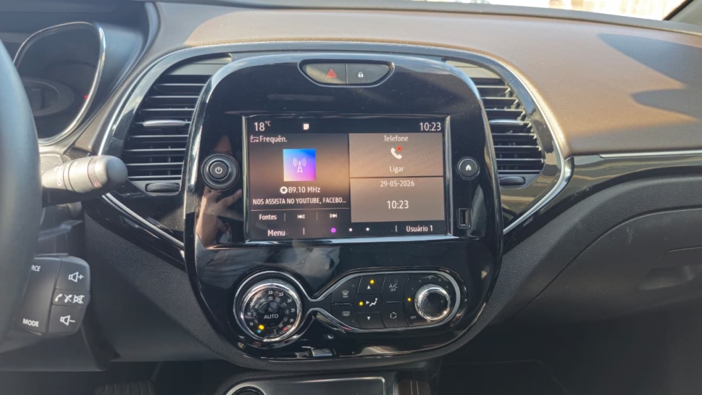 renault captur 1.3 tce flex iconic x-tronic 4p automatico 20227