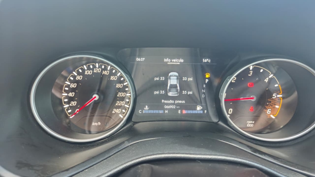 fiat toro 2.0 16v turbo diesel ultra 4wd at9 4p automatico 20215