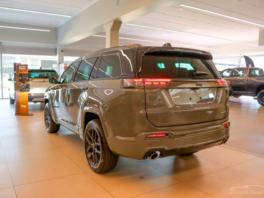 jeep commander 2.0 hurricane 4 turbo gasolina blackhawk at9 4p automatico 2025