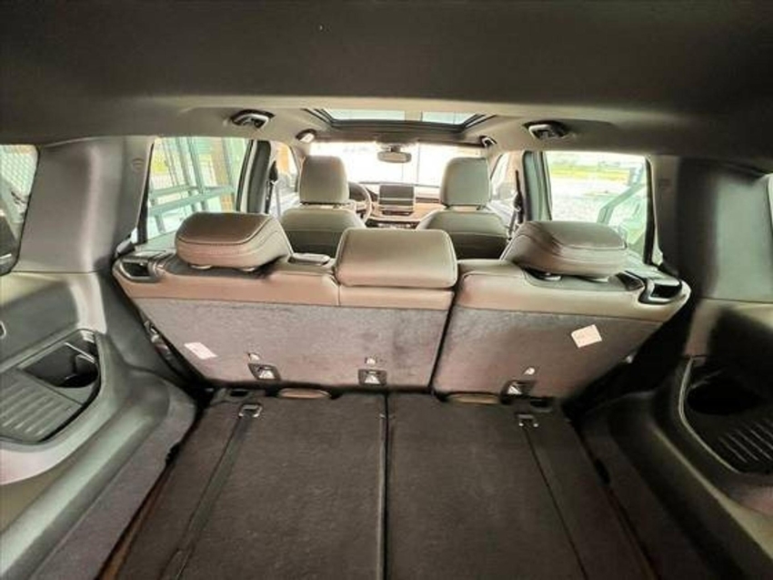 jeep commander 2.0 hurricane 4 turbo gasolina overland at9 flex 4p automatico 2025