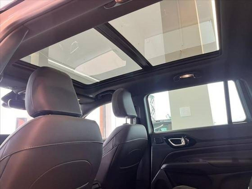jeep commander 2.0 hurricane 4 turbo gasolina overland at9 flex 4p automatico 2025