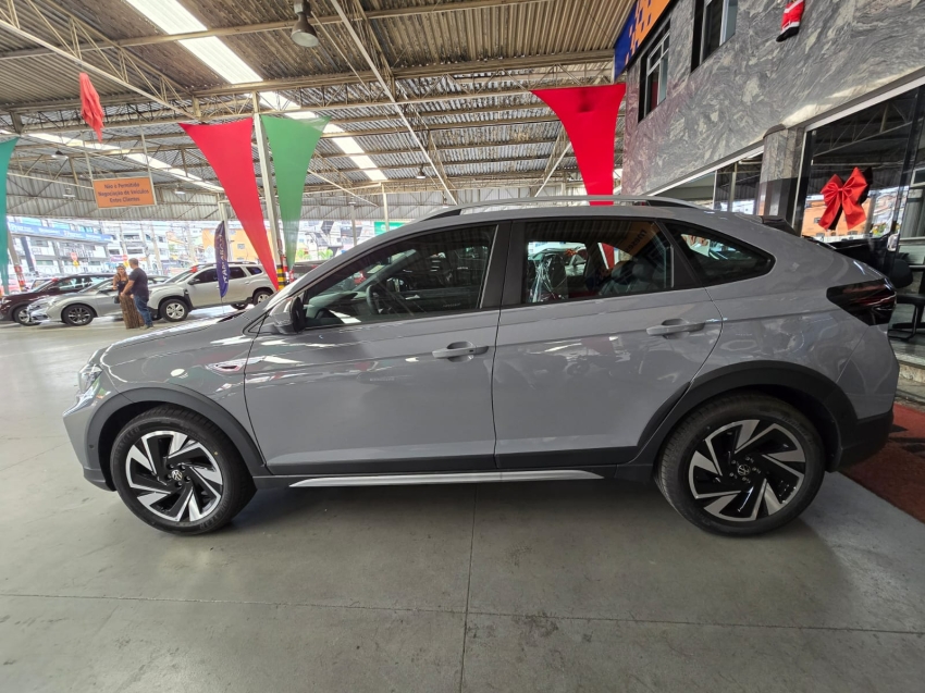 volkswagen nivus 1.0 200 tsi total flex highline automatico 4p 2026