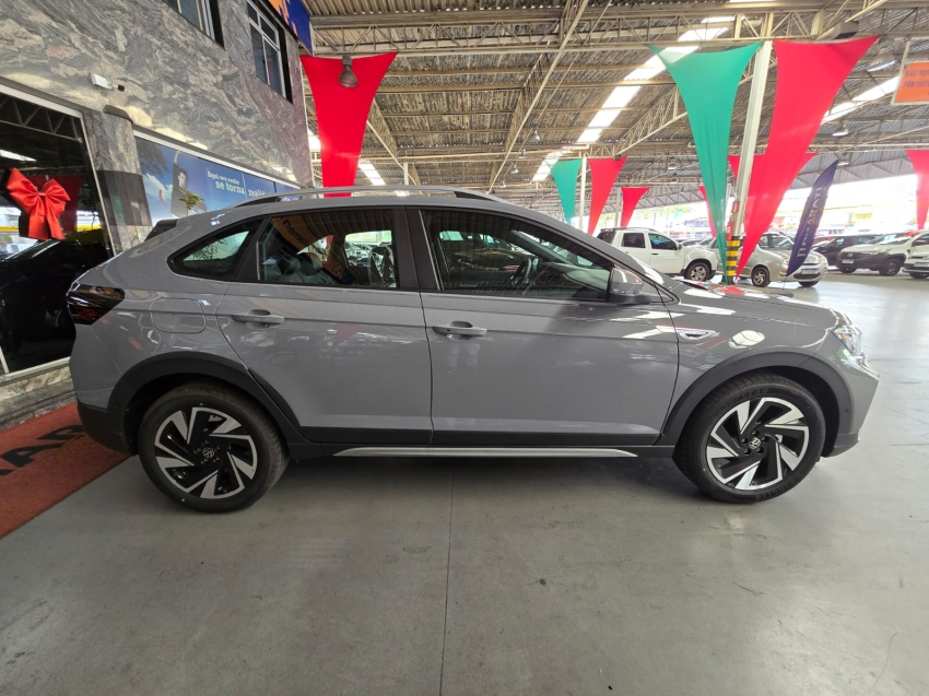 volkswagen nivus 1.0 200 tsi total flex highline automatico 4p 2026