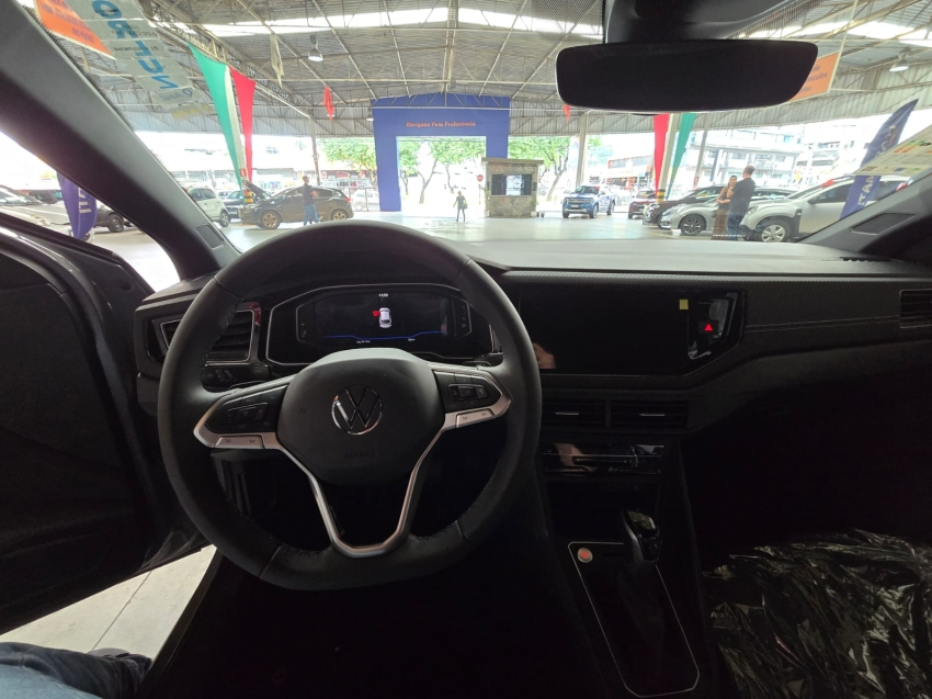 volkswagen nivus 1.0 200 tsi total flex highline automatico 4p 2026