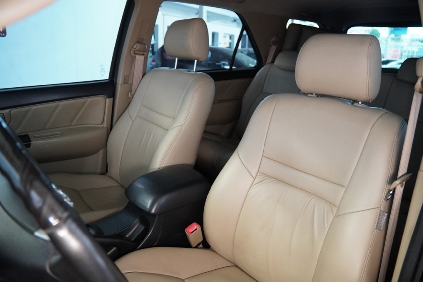 toyota hilux sw4 srv 3.0 16v 2013/2014 - itamarati veiculos