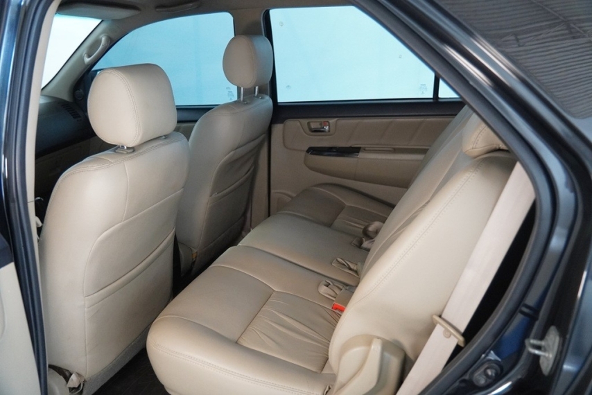 toyota hilux sw4 srv 3.0 16v 2013/2014 - itamarati veiculos