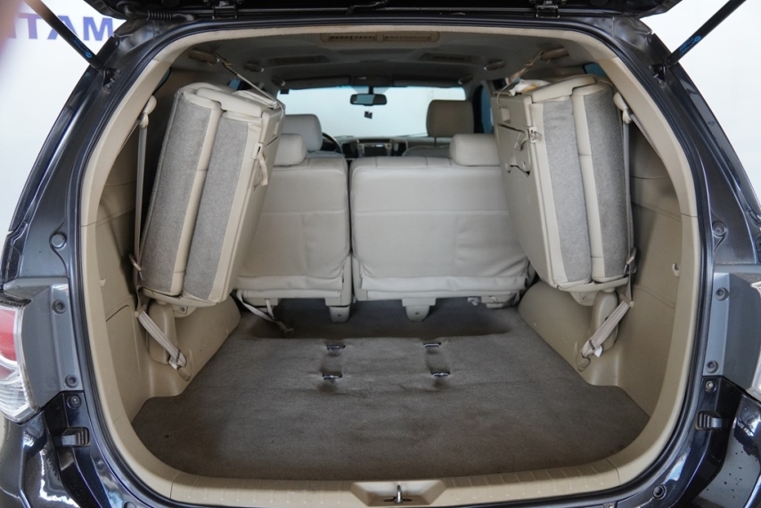 toyota hilux sw4 srv 3.0 16v 2013/2014 - itamarati veiculos